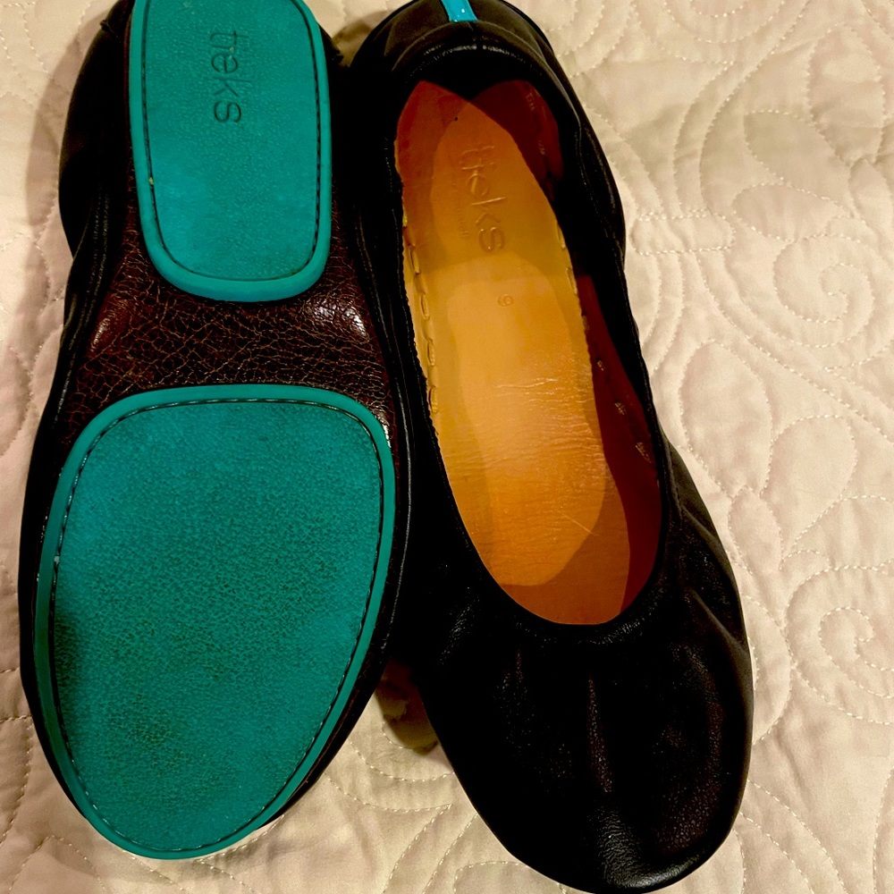 Tieks * Matte Black Leather * size 9